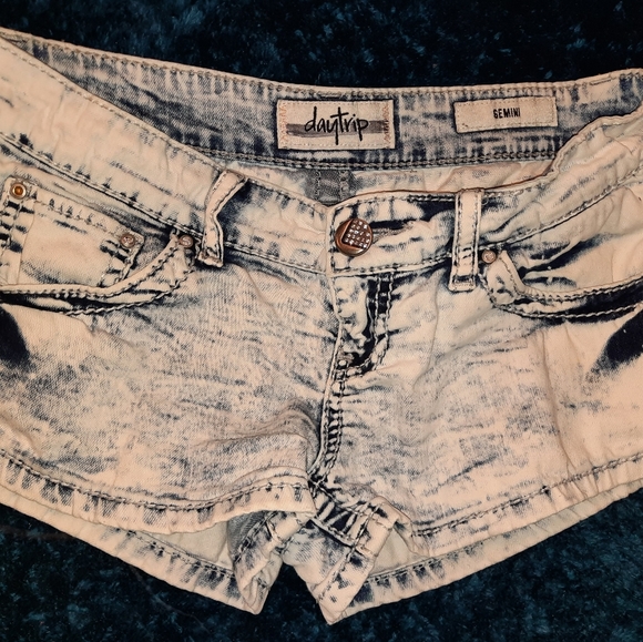 4 Pair Lot Designer Shorts - Picture 3 of 9